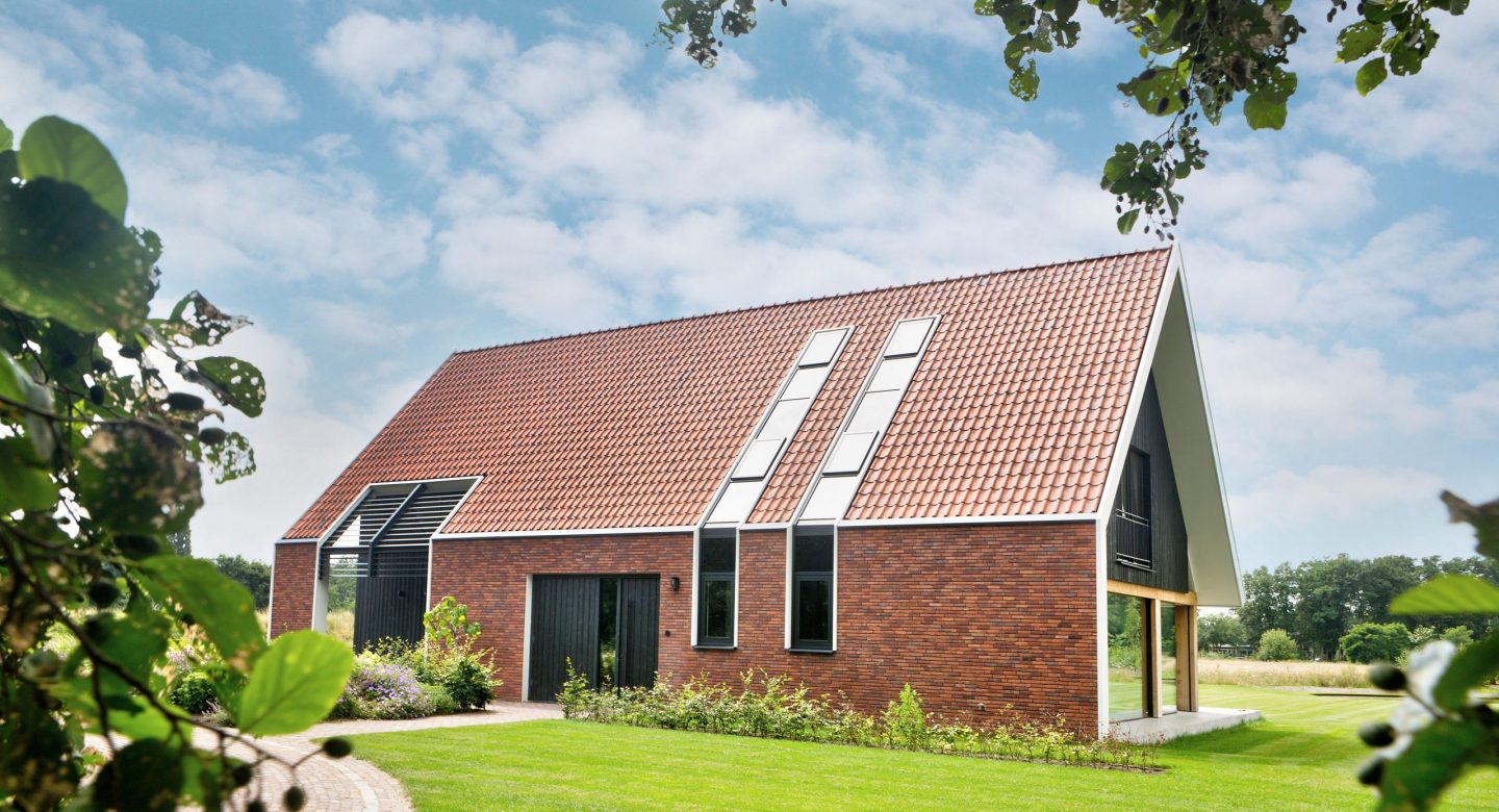 Landelijk huis met moderne architectuur - Deurningerweg Borne - Raymond Horstman Architecten